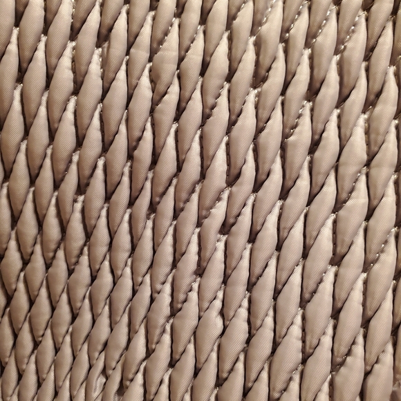 Liz Claiborne Zip Up Quilted Puffer Vest - Picture 11 of 14